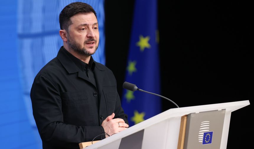 Zelenskiy, Starmer ile telefonda görüştü: “Avrupa, Rusya-Ukrayna müzakerelerinde yer almalı”