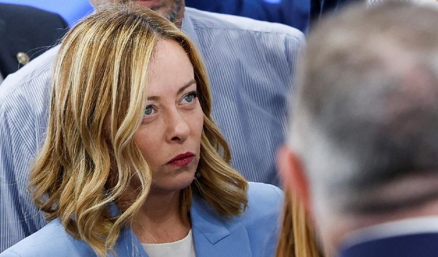 İtalya Başbakanı Meloni Trump'a cevap verdi: "Ben ve İtalya asla yalvarmayız"