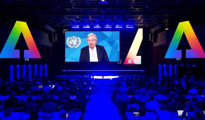 Guterres, yapay zekanın kuralların yetişebileceğinden daha hızlı geliştiği uyarısında bulundu