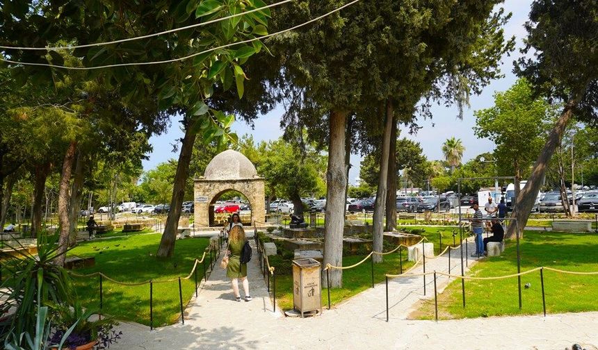 Baldöken Osmanlı Mezarlığı’nda peyzaj düzenlemesi yapıldı
