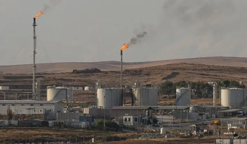 Irak, ihraç edilen petrolün sevkiyatından alıcıların sorumlu olduğunu bildirdi