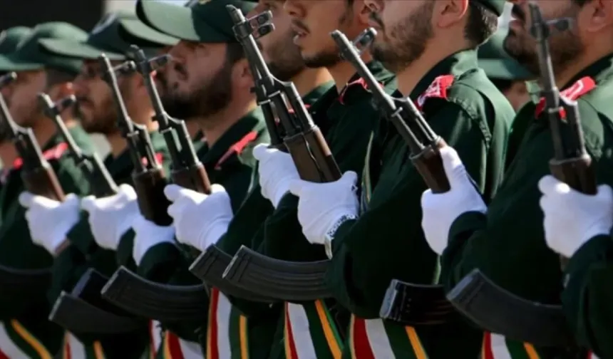 İran Devrim Muhafızları: "Herhangi bir saldırıda 'güçlü saldırı operasyonları' ile karşılık vereceğiz"