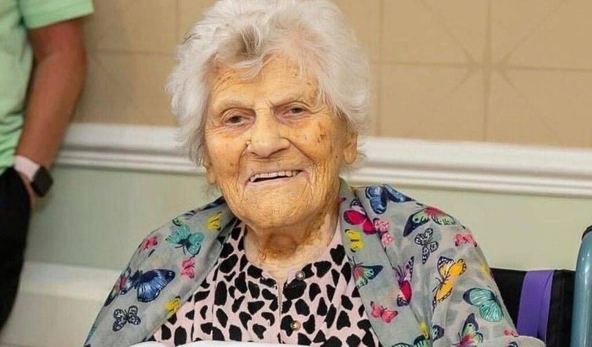 "Dünyanın en yaşlı insanı" Ethel Caterham, İngiltere'de 117 yaşına girdi
