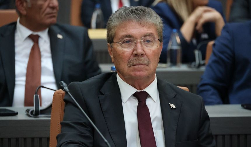 Üstel: “Bir çocuk futbol kampı bile Rum siyasetinin hedefi oluyorsa, ortada çok ciddi bir zihniyet sorunu vardır”