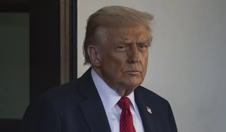 Trump, Kanada'ya yönelik otomobil ve kamyon tarifelerinin yüzde 50'ye yükseltileceğini açıkladı