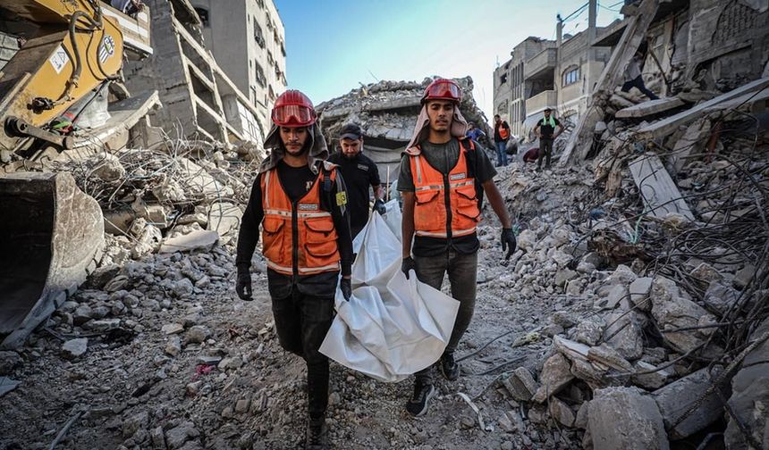 İsrail'in 2023'te Gazze Şeridi'ne düzenlediği saldırıda enkaz altında kalan 55 kişinin naaşı çıkarıldı