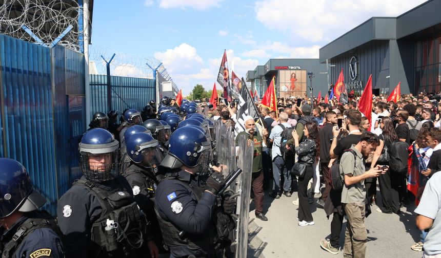Lahey'de yargılanan eski Kosova Cumhurbaşkanı Thaçi'ye 25 yıl hapis cezası