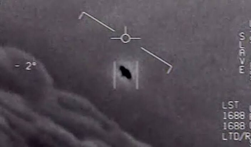 Pentagon, UFO'lar hakkında yeni belgeler yayınladı