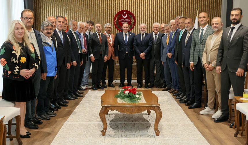 Öztürkler: “Kıbrıs Türk gençliğinin sesi izolasyonlardan büyüktür”