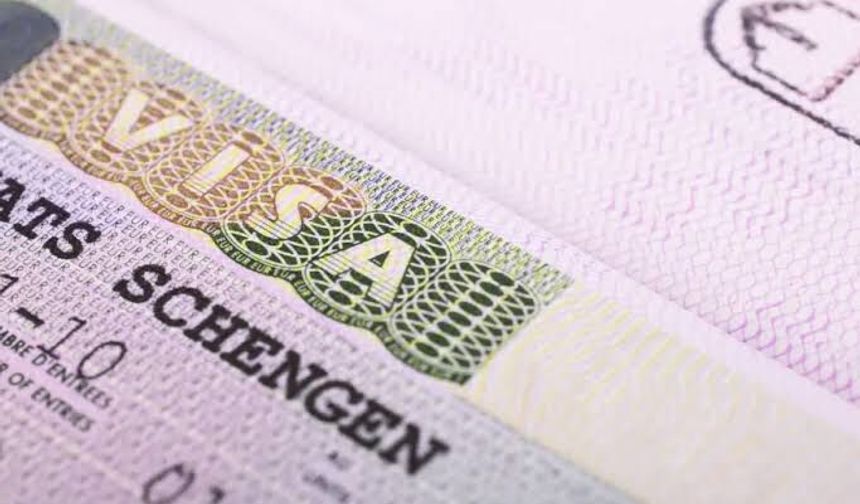 Güney Kıbrıs’ın Schengen sürecinde iki pürüz: Yeşil Hat ve İngiliz üsleri