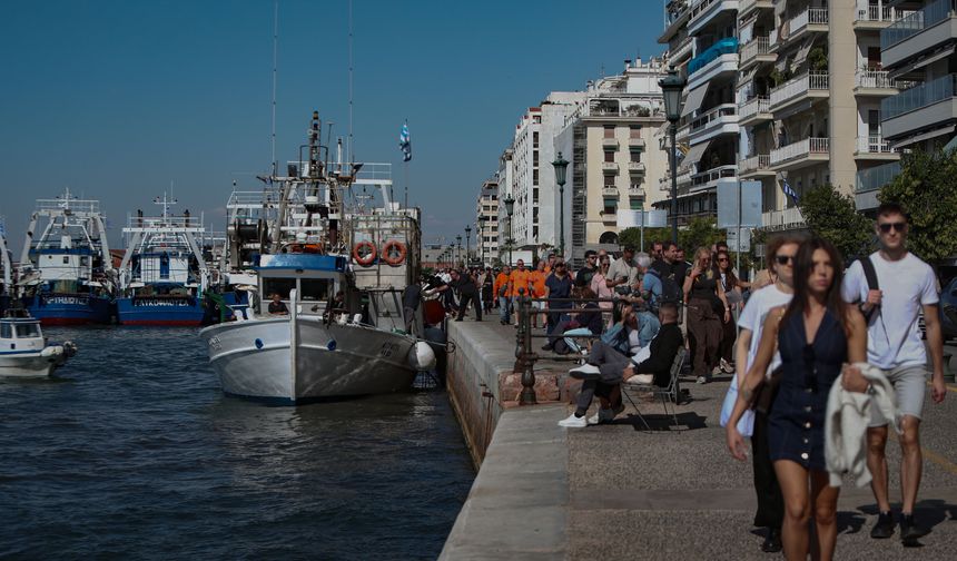 Yunanistan'da balıkçılar artan yakıt maliyetleri nedeniyle iş bıraktı