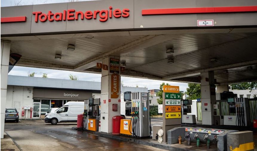 Fransa'da TotalEnergies çalışanları grevde