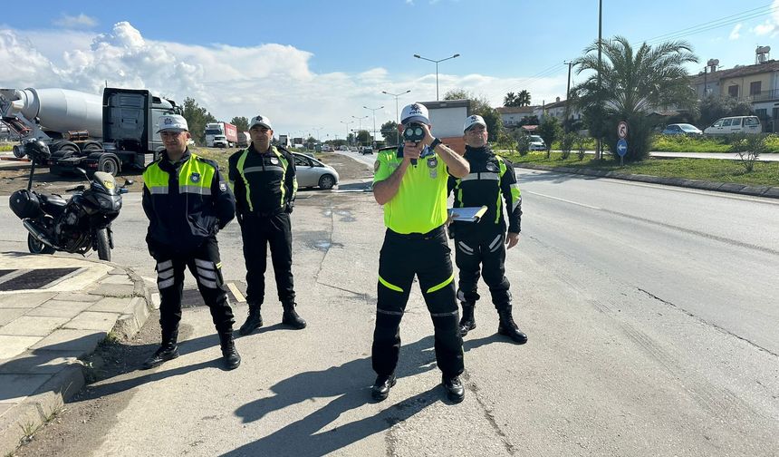 Trafik denetimlerinde 340 sürücü rapor edildi, 18 araç trafikten men edildi