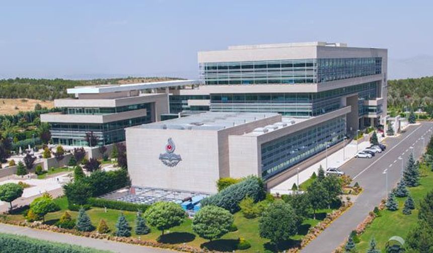 Türkiye'de 26 siyasi parti hakkında suç duyurusu kararı