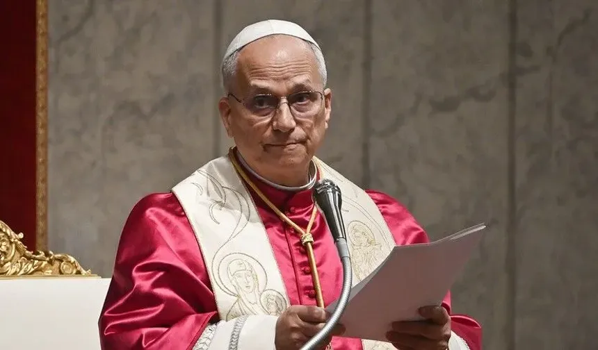 Vatikan: “Papa 14. Leo'nun ameliyat sonrası iyileşme süreci normal şekilde ilerliyor”