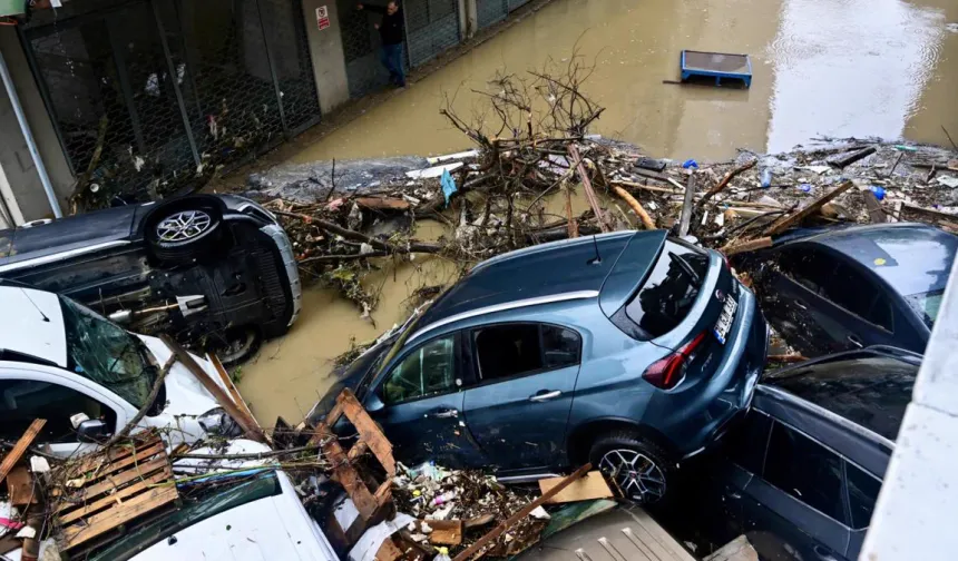 İstanbul ve Kocaeli'deki selde can kaybı sekize yükseldi