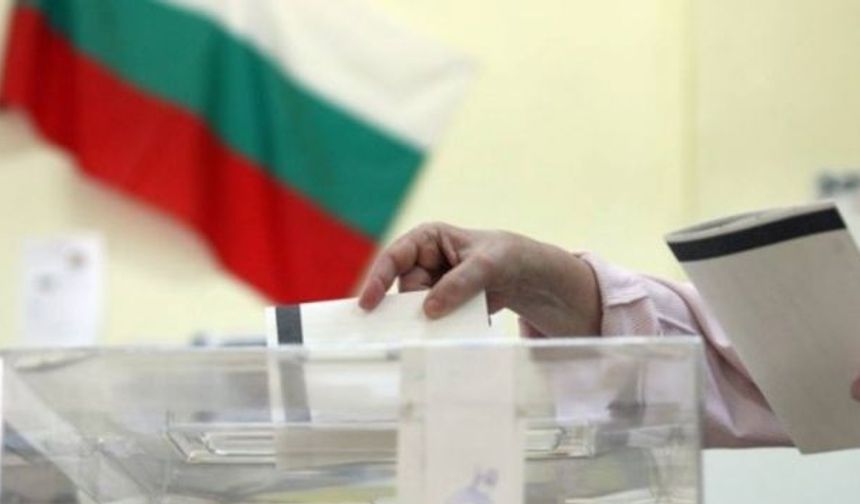 Bulgaristan'da vatandaşlar cumhurbaşkanı seçimi için yarın sandık başına gidecek