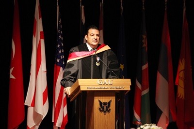 GAÜ’DE 2013-2014 AKADEMİK YIL TÖRENLE BAŞLADI
