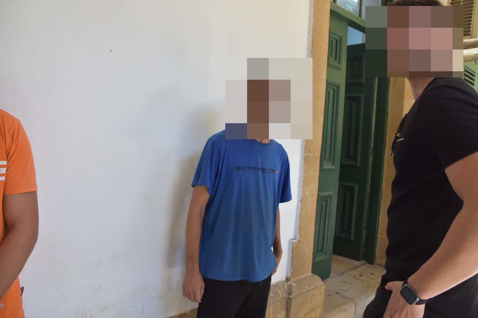 Kanunsuz uyuşturucu madde alma, verme ve tasarrufu