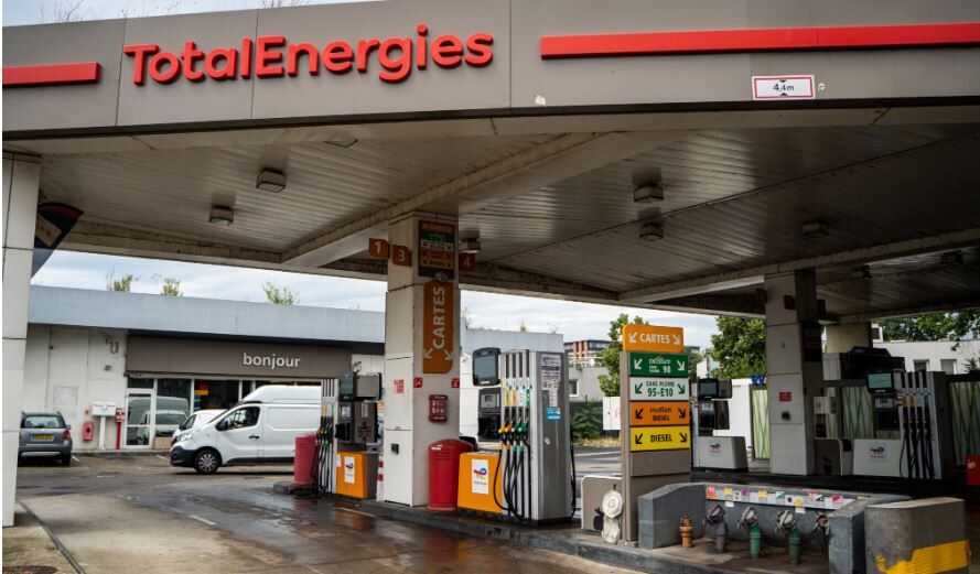 Fransa'da TotalEnergies çalışanları grevde